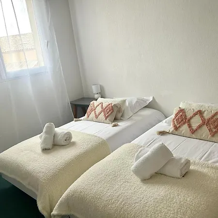 Maison De En Avec Piscines Tatil Evi *